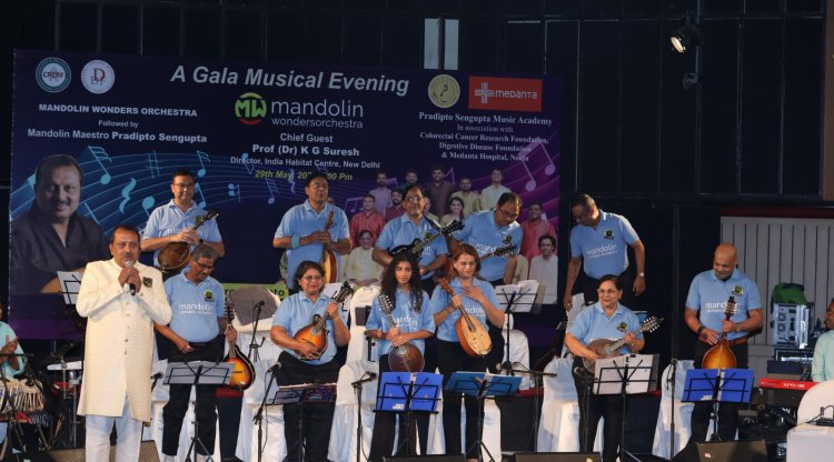 A gala evening of  Mandolin at India Habitat Centre New Delhi
