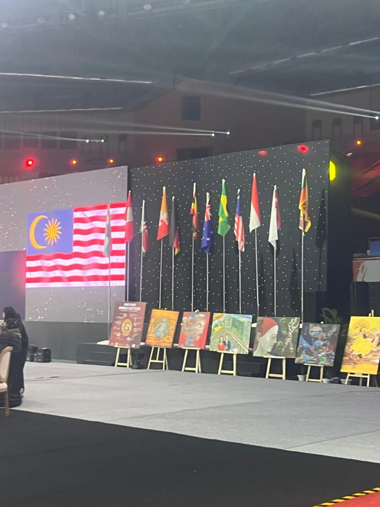 Sports and culture with a mix of sports and art